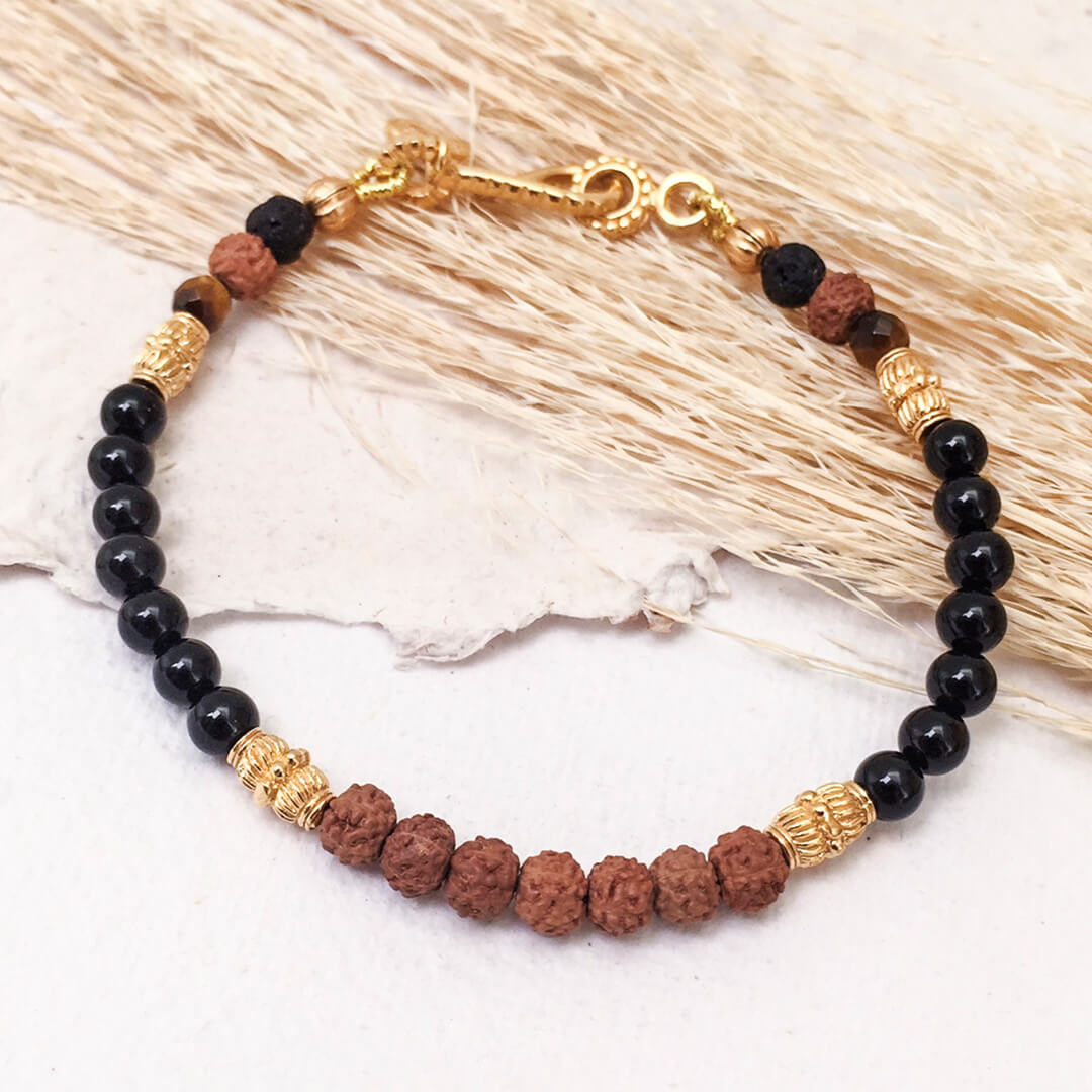 Raksha (gold) 3