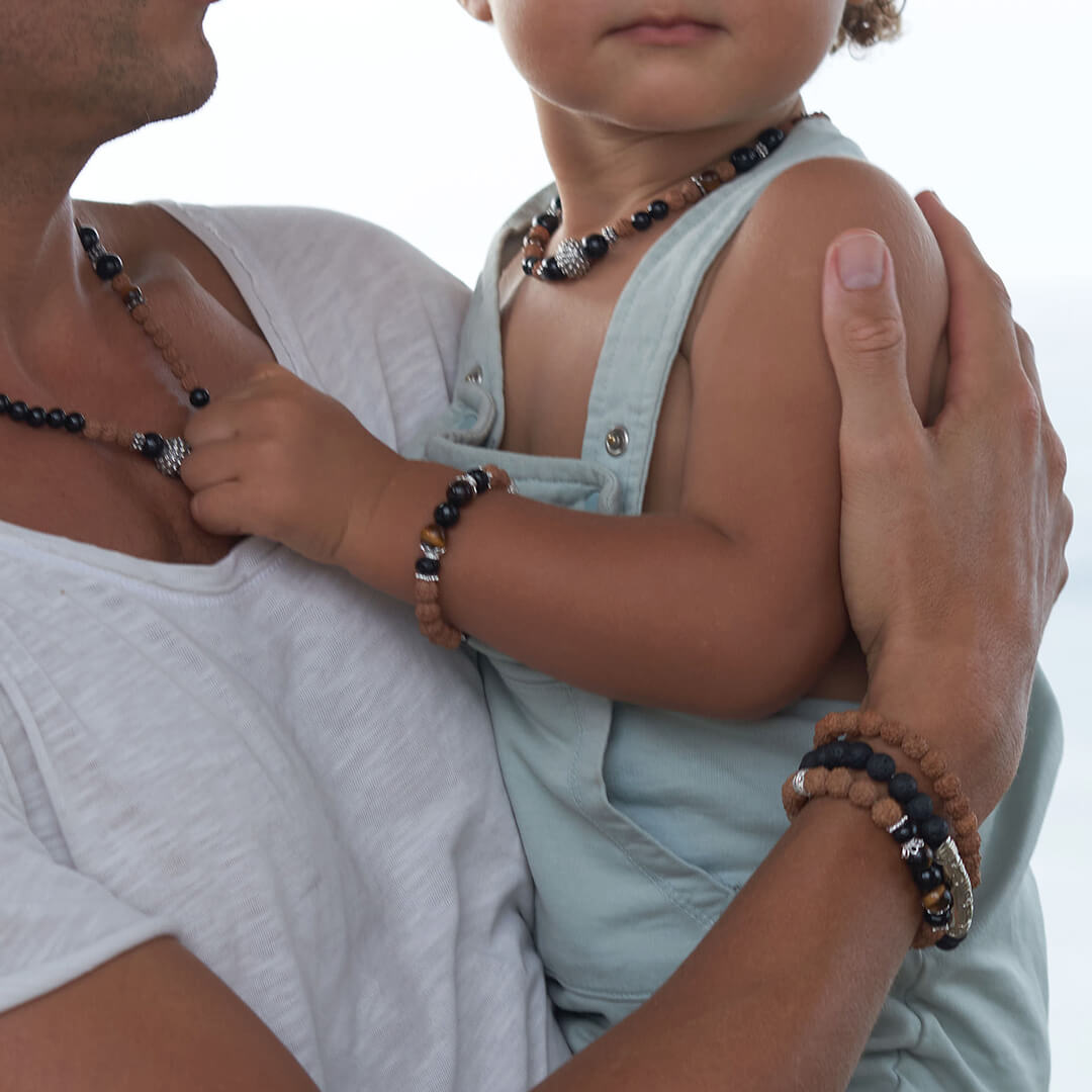 I AM DIVINE LOVE Sanskrit Lava Bracelet (silver brass) 5
