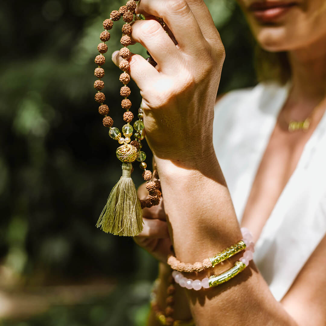 I AM DIVINE LOVE Sanskrit Rose Quartz Bracelet (gold brass) 4