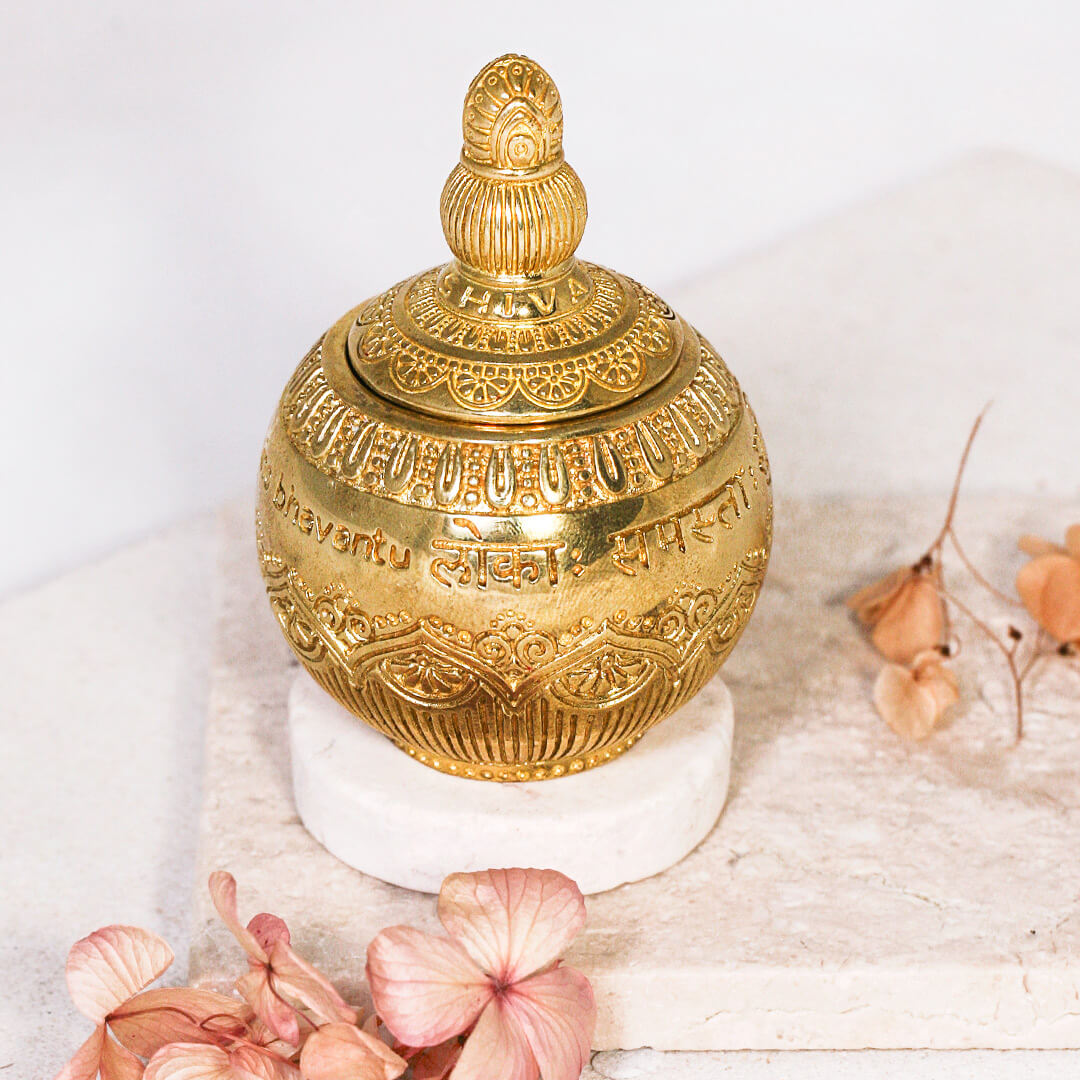 Blessing Mantra Altar Bowl (Brass) 3 – square