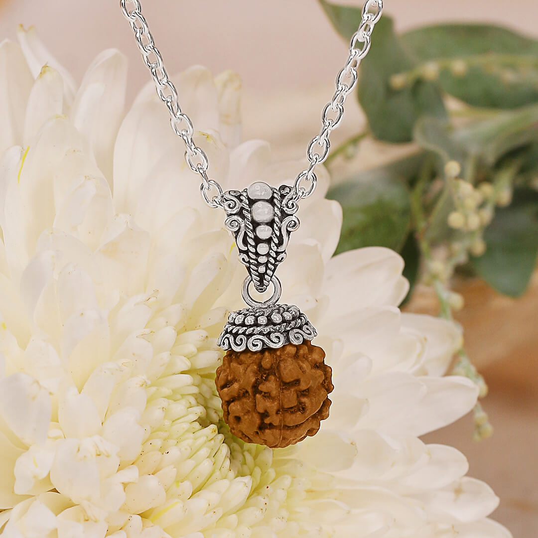 4 mukhi (silver) 3