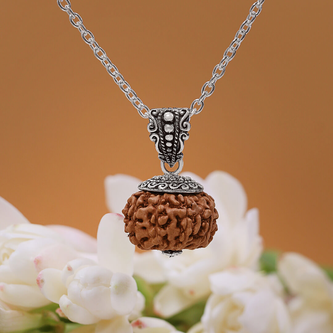 8 mukhi silver 4