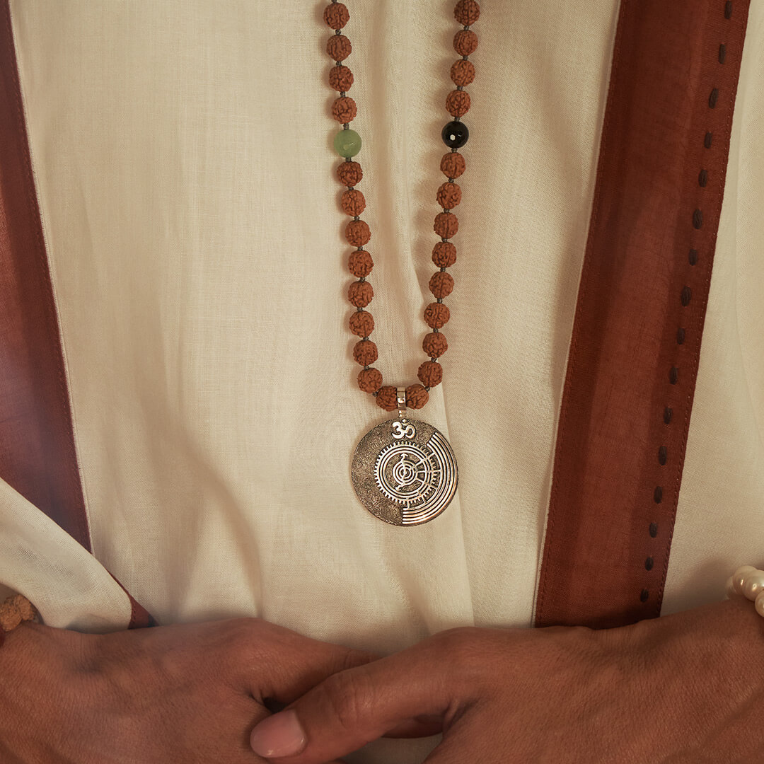 Five Elements Yantra Meditation Mala silver 6 – square