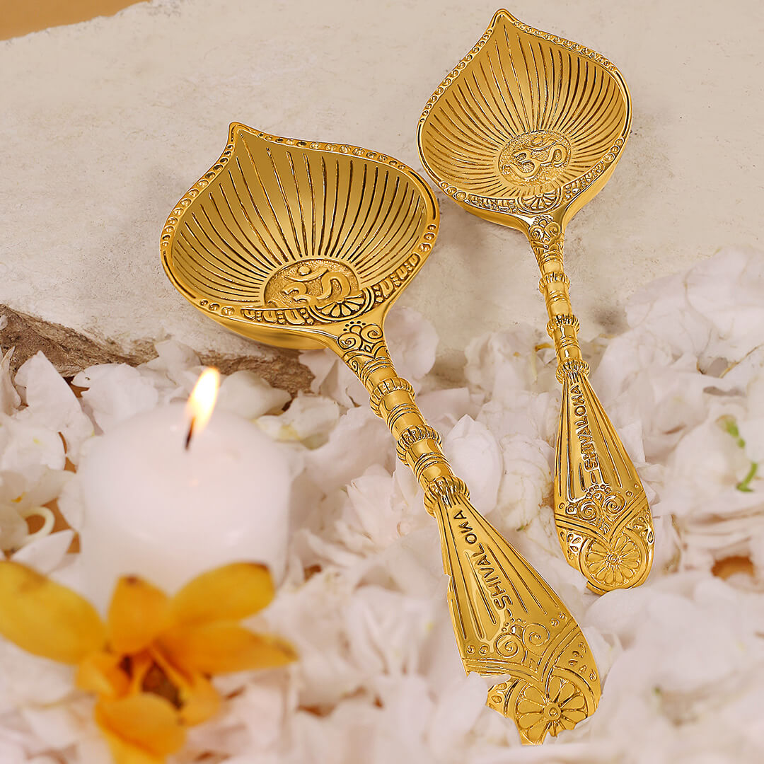 dipti oil lamp